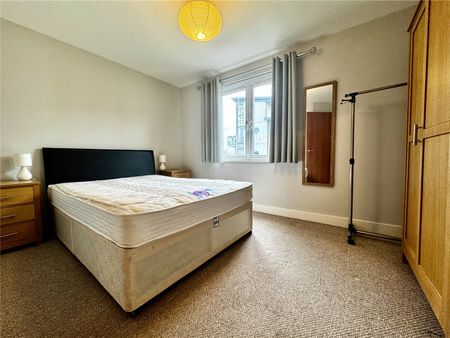 Colombo Square, Worsdell Drive, Gateshead, NE8 2DF - Photo 3