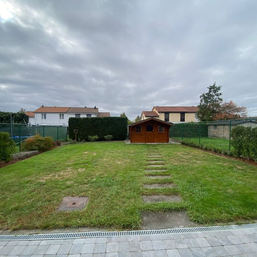 Half open woning met 2 slpks te Stevoort. - Foto 1