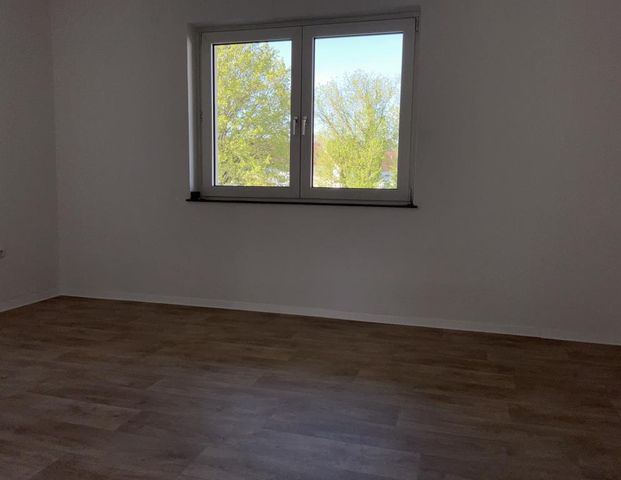 Neues Jahr, Neues Heim!! 3-Zimmer-Wohnung in Weddinghofen zum Jahresbeginn zu beziehen!! - Photo 1