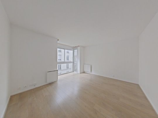 Location Appartement 2 pièces 44m² PARIS 13ème - Photo 1