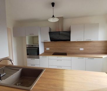 Location Appartement 2 pièces 49m² CHARNAY LES MACON 71850 - Photo 4