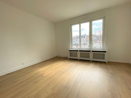 Location Appartement 5 pièces 122m² EPINAL 88000 - Photo 2