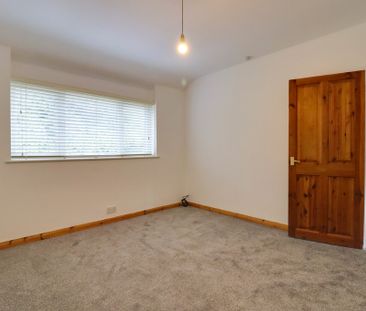 3 bed semi-detached house to rent in Heacham Drive, Leicester, LE4 - Photo 3