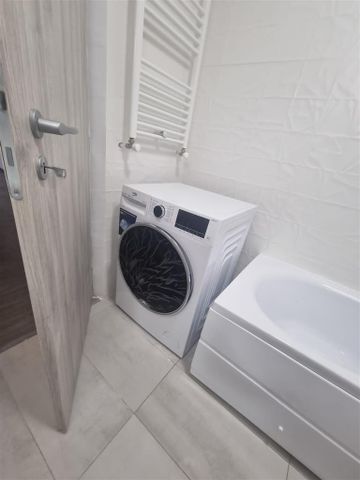 Apartament cu 2 camere Buciumloc parcare 350 euro - Photo 5