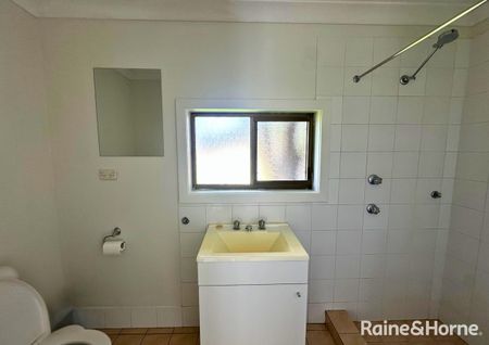 Comfortable & Low Maintenance Living Close to Everything - Photo 3