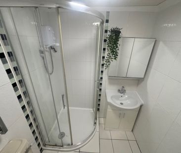 1 Bedroom Property To Rent - Photo 3