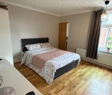 2 bedroom terraced house to rent - Photo 6