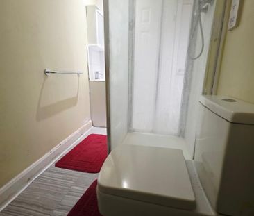 Studio to rent - Photo 6