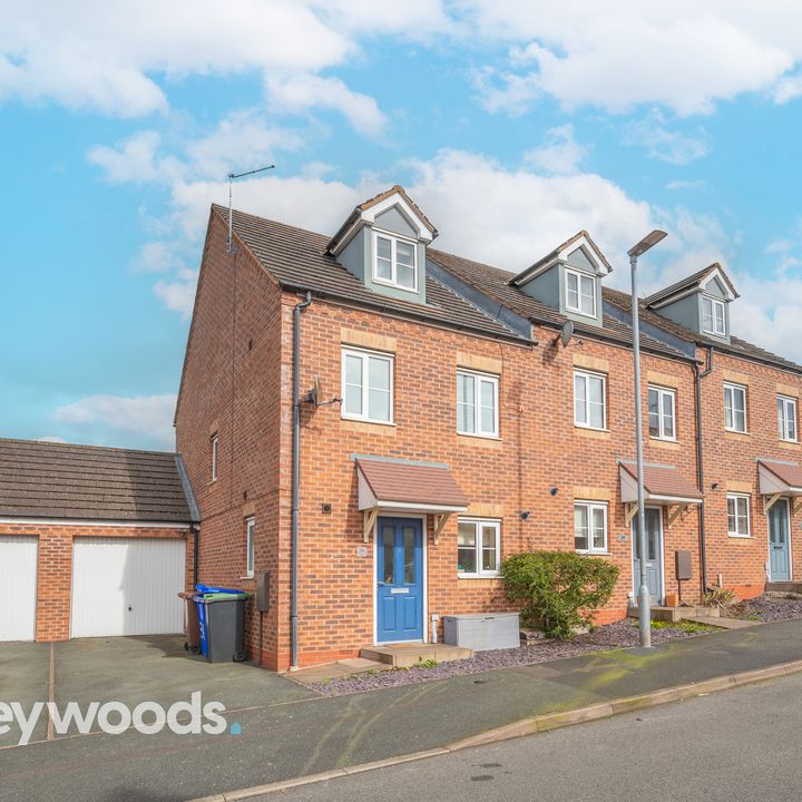 3 bed semi-detached house to rent in Burtree Drive, Norton Heights, Stoke-on-Trent ST6 - Photo 1