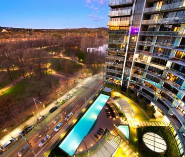 Manhattan on the Park - Photo 3