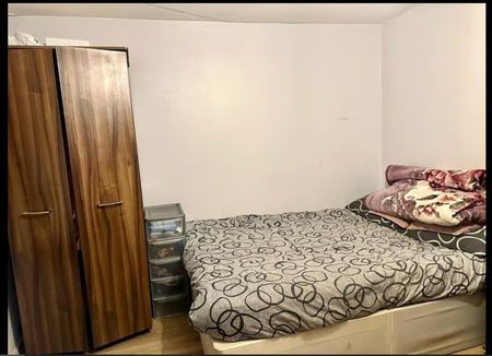 Room in a Shared House, Camden, NW5 - Photo 3