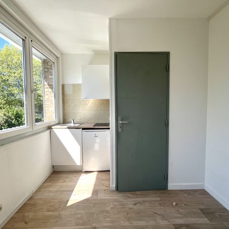 Location Appartement 1 pièce 17m² VILLENEUVE D ASCQ 59491 - Photo 3
