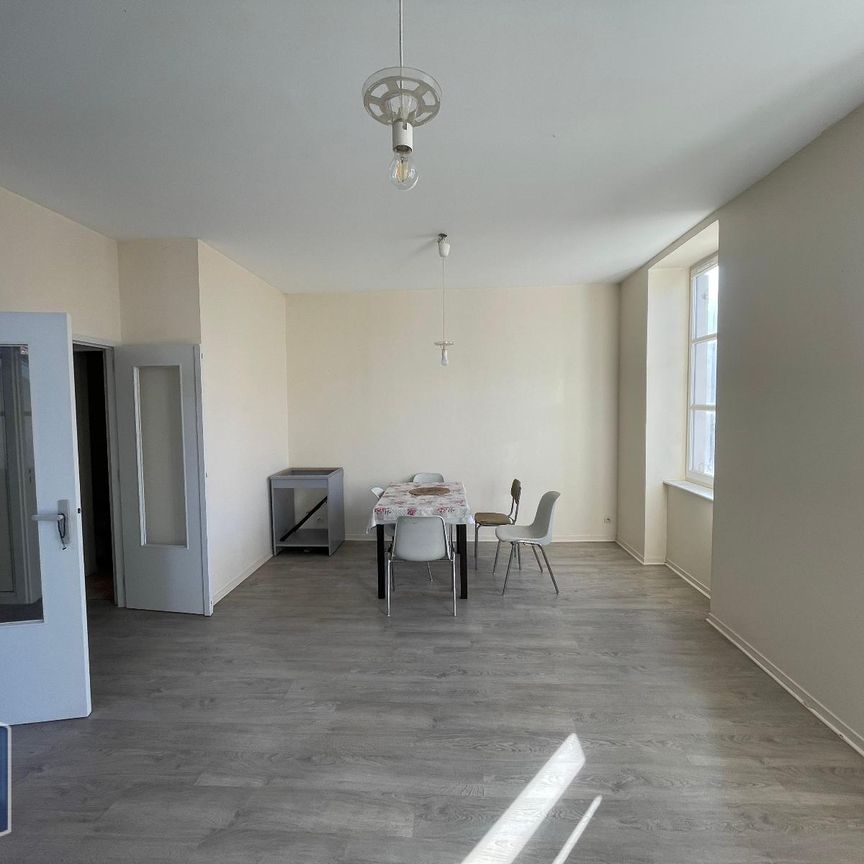 Location Appartement 4 pièces 79m² BOURG EN BRESSE 01000 - Photo 1