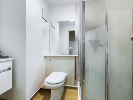 Studio to rent - Photo 2