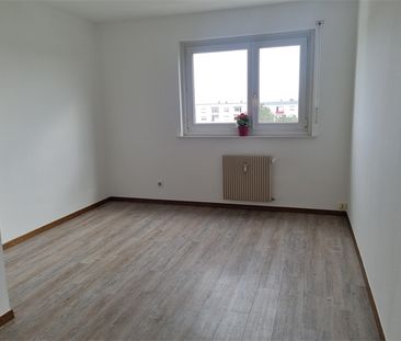 Location Appartement 4 pièces 100m² - Photo 6