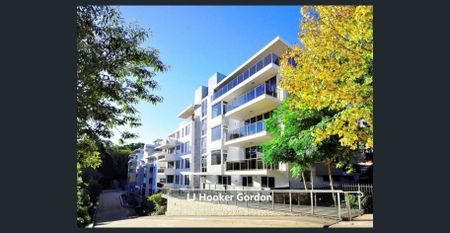 Convenient Home close to School and Train - Photo 3