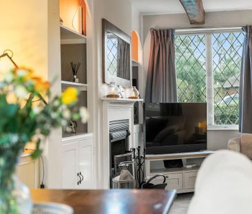 3 bedroom semi-detached house to rent - Photo 2