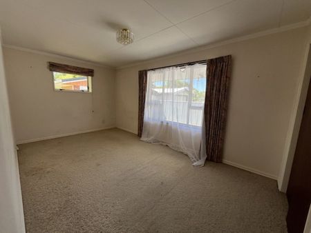 25 Dahlia Street, City Centre, Palmerston North - Photo 5