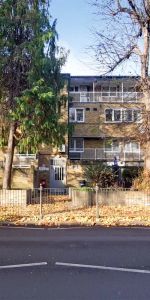 1 bedroom flat in Highbury - Photo 4