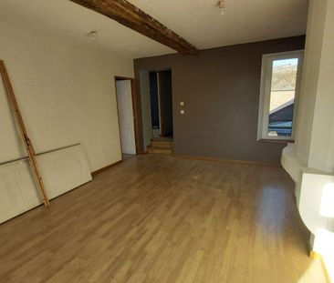 APPARTEMENT A LOUER LIBRE AU 1ER MAI 2019 SOLRE LE CHATEAU PLACE VE... - Photo 3