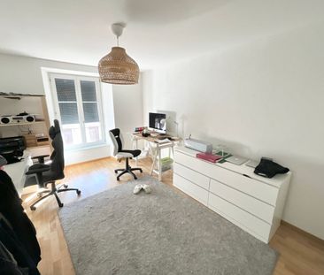 Luminous 3-room apartment in the center of St-Imier - Foto 4