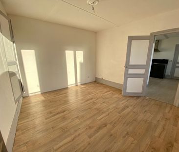 Location Appartement 2 pièces 30m² - Photo 3