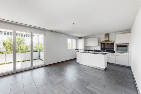 Grosszügige und moderne Familienwohnung in Niederhasli - Foto 4