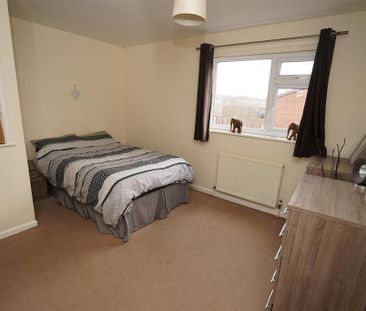 2 bedroom townhouse to rent - Photo 4