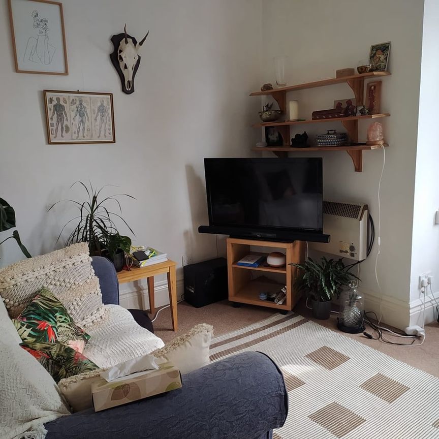 1 Bed Flat, Demesne Road, M16 - Photo 1