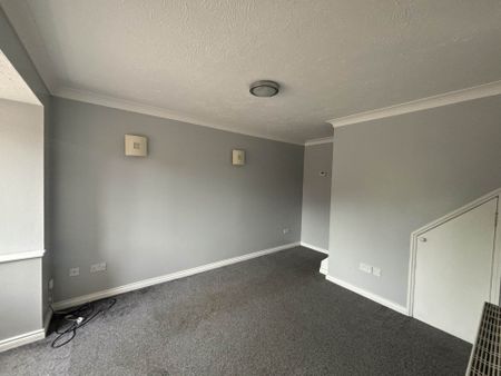 Sunbury Court, Shoeburyness - Photo 4