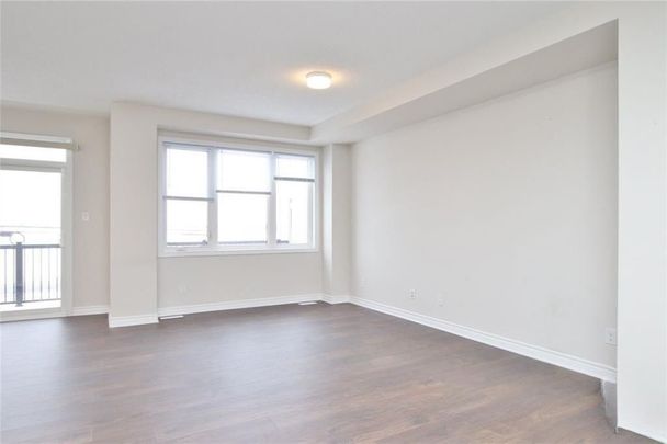 For Lease - 213 Hibernian Walk, Kanata, Ontario - Photo 1
