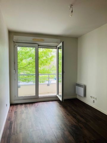 T2- Quartier Voltaire 27m2 avec balcon et parking – Place du 30 Octobre - Photo 5