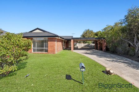 Perfect Family Home! open cancelled! - Photo 4