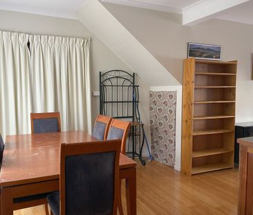 Furnished 3 Bedroom Home - Photo 2