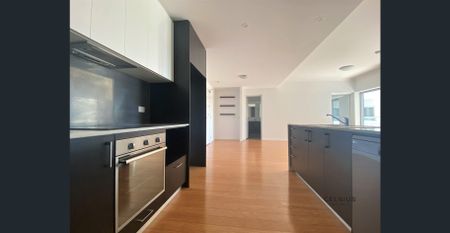 2x2 Apartment in Perfect Location - Photo 4