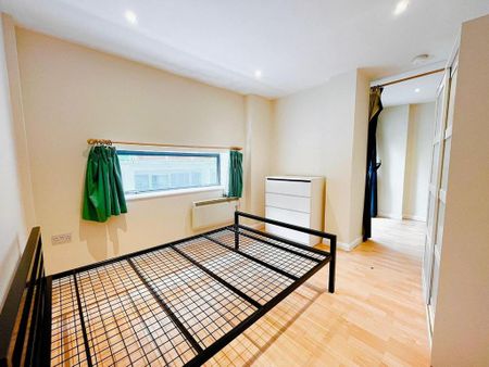 1 bedroom flat to rent - Photo 5