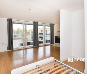 Studio Flat to rent - Connington Road, Lewisham, SE13 - Photo 1