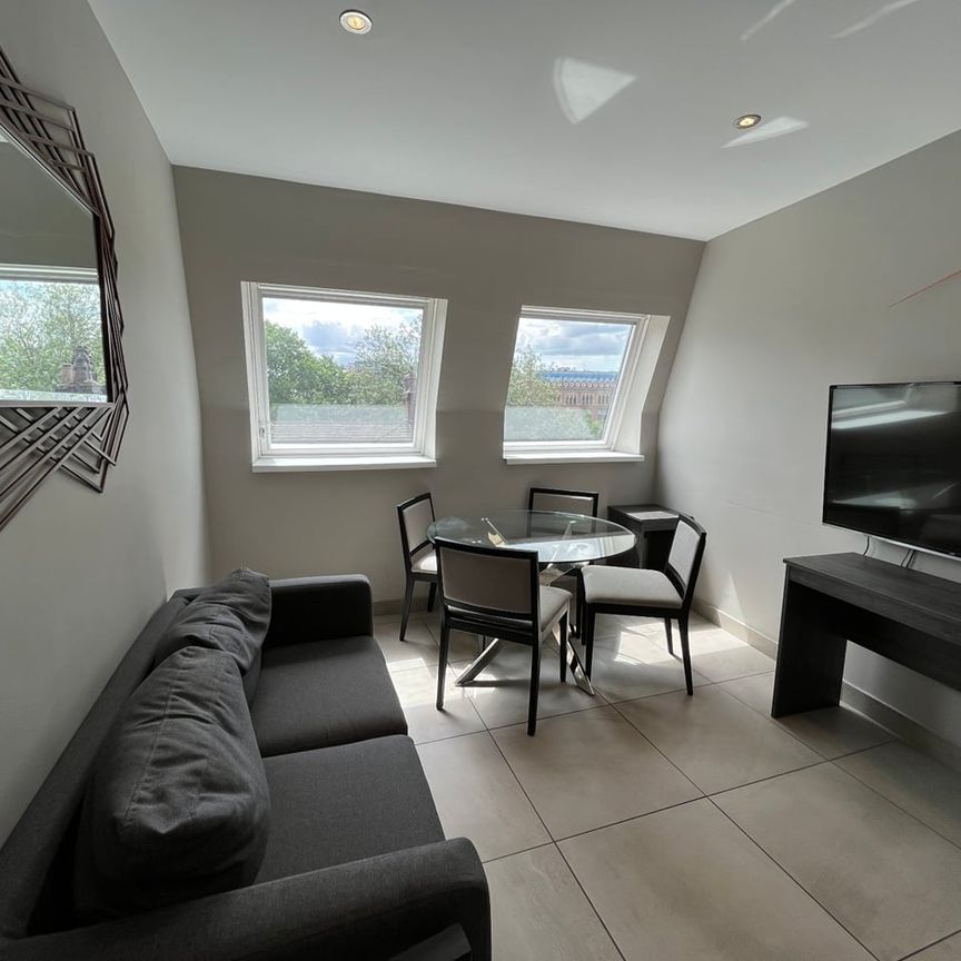 2 Bed Flat, Mansio Residence, LS1 - Photo 1