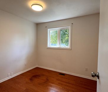 For Lease - 2153 Spring Street, Innisfil, Ontario - Photo 2