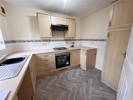2 bedroom terraced house to rent - Photo 4