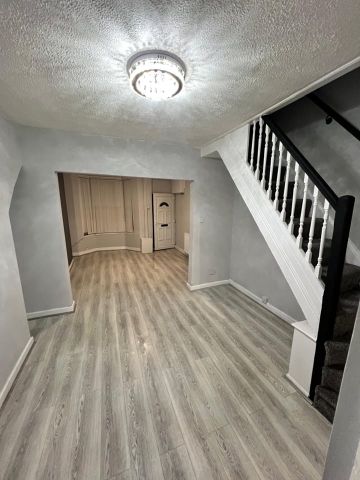 2 Bed Terraced House, Marlsford Street, L6 - Photo 4