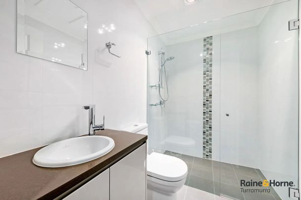 Affordable, and conveniently location - Photo 1