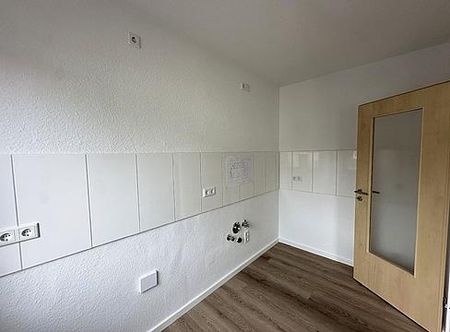 Helle, neu renovierte 3-Zimmerwohnung ca. 82m² mit Balkon in Dortmund-Marten zu vermieten! - Photo 4