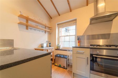 1 bedroom maisonette to rent - Photo 4