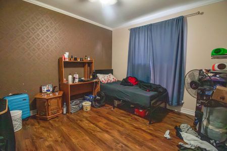 Spacious 3 Bedroom Main Unit in Thorold! - Photo 4