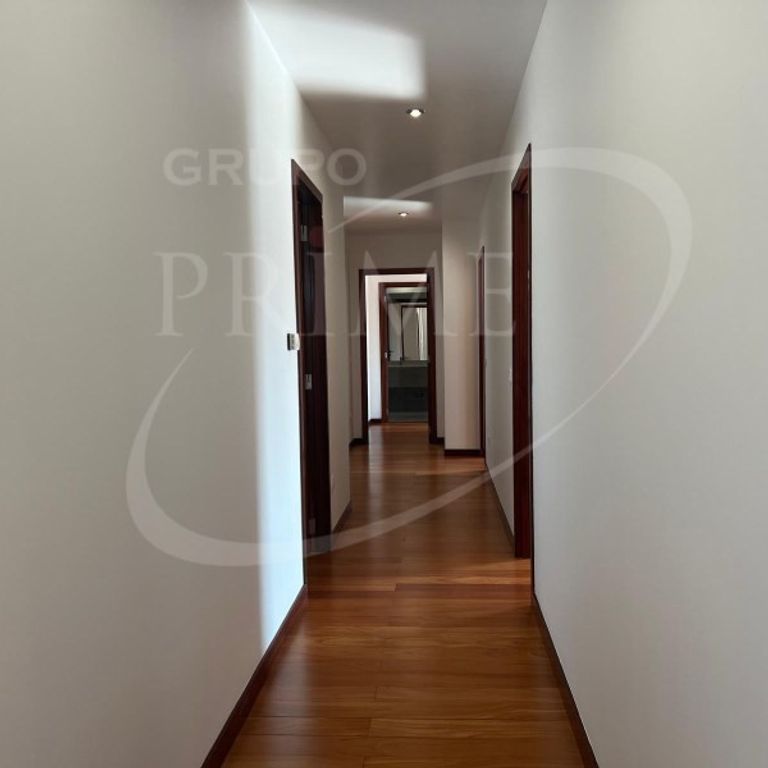 Luxury Flat for rent in Serralves, Porto, Distrito do Porto - Photo 1