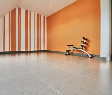 Duplex appartement met 3 slpk, balkon en garage voor 815 EUR/mnd - Photo 6