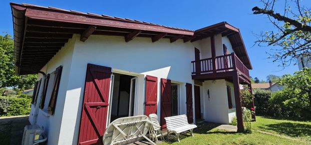 Location Maison 8 pièces 179m² BAYONNE 64100 - Photo 1