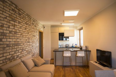 3 POKOJE Z ANEKSEM, BALKON, MIEJSCE POSTOJOWE - Фото 2