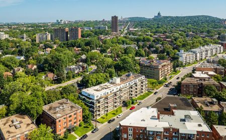 5765 Cote-St-Luc Road, Montréal, QC - Photo 5
